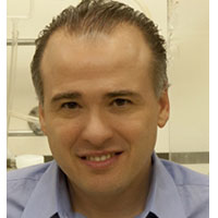Gustavo R Rosania